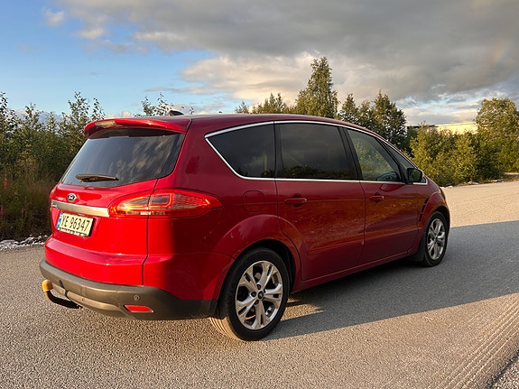 Ford S-MAX 6 of 30