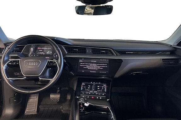 Audi e-tron 7 of 11