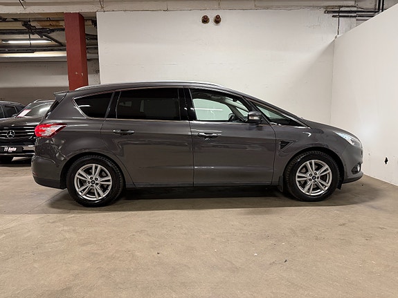 Ford S-MAX 24 of 30