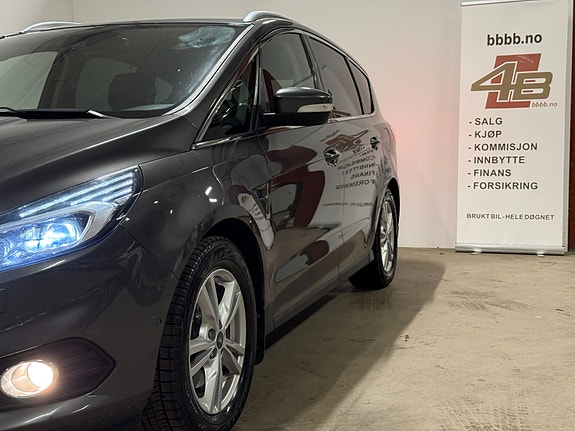 Ford S-MAX 12 of 30