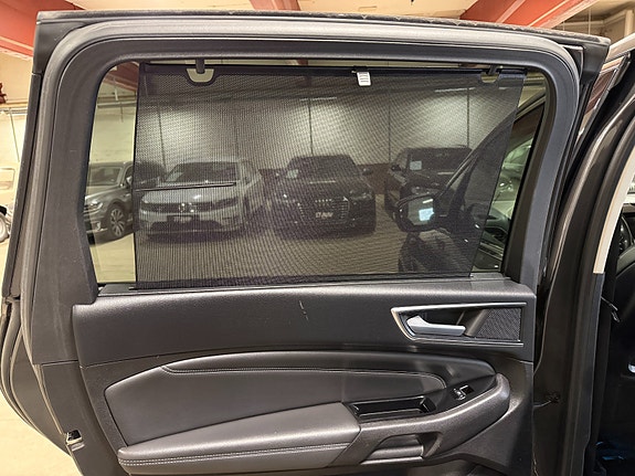 Ford S-MAX 30 of 30