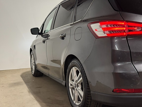 Ford S-MAX 23 of 30