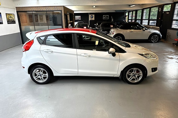 Ford Fiesta 6 of 26