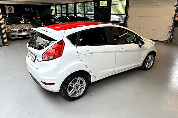 Ford Fiesta 5 of 26