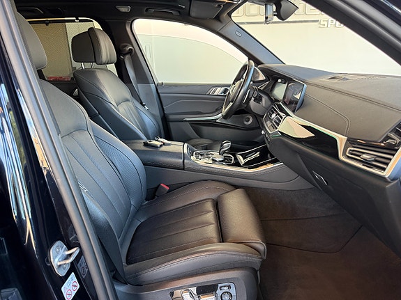 BMW X5 12 of 19