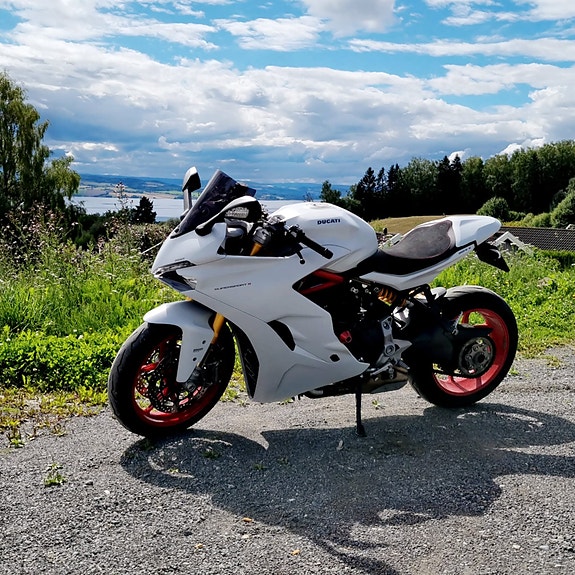 Ducati SuperSport S 8 of 12