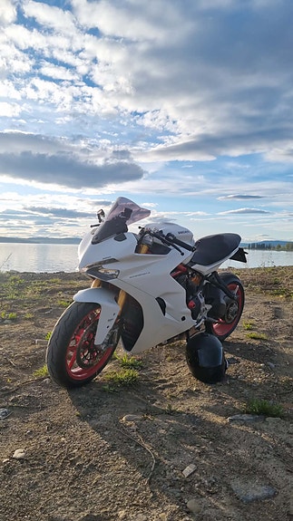 Ducati SuperSport S 5 of 12