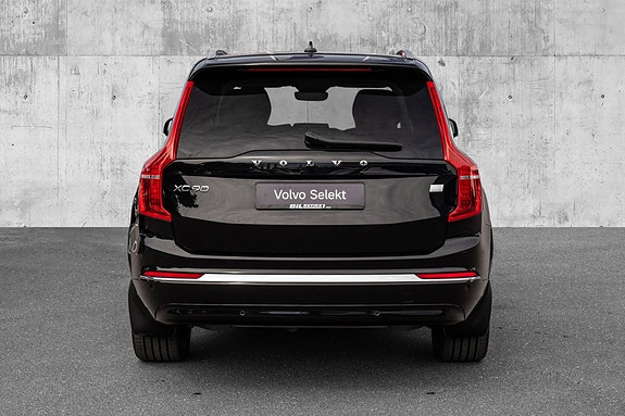 Volvo XC90 7 of 30