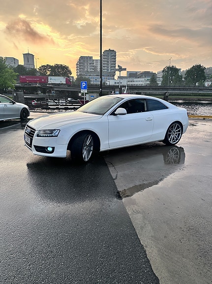 Audi A5 2 of 10