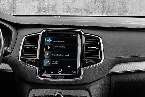 Volvo XC90 14 of 30