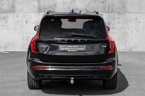 Volvo XC90 5 of 30