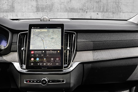 Volvo XC90 22 of 30