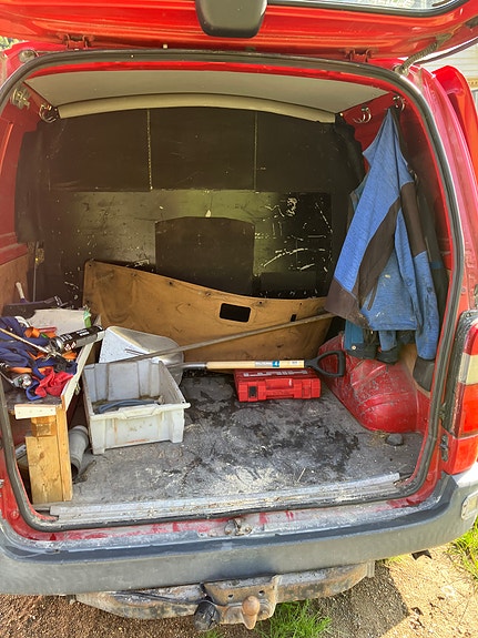 Toyota HiAce 8 of 11