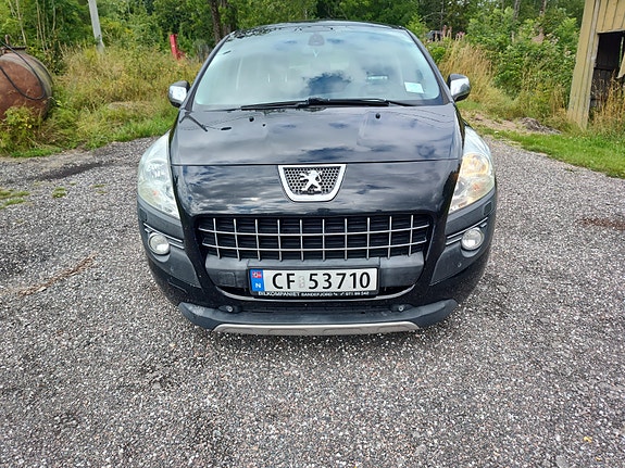 Peugeot 3008 2 of 14