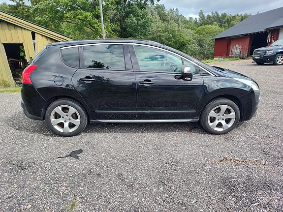 Peugeot 3008 4 of 14