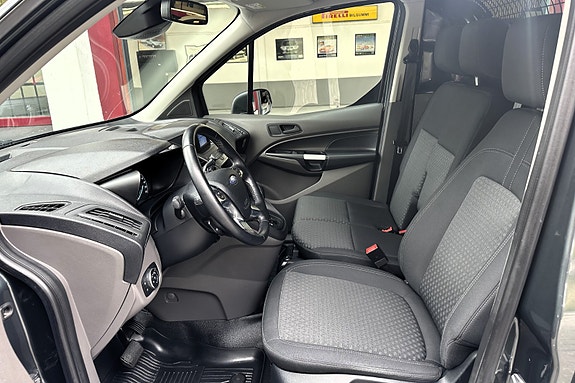 Ford Transit Connect 10 of 22