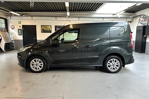 Ford Transit Connect 2 of 22