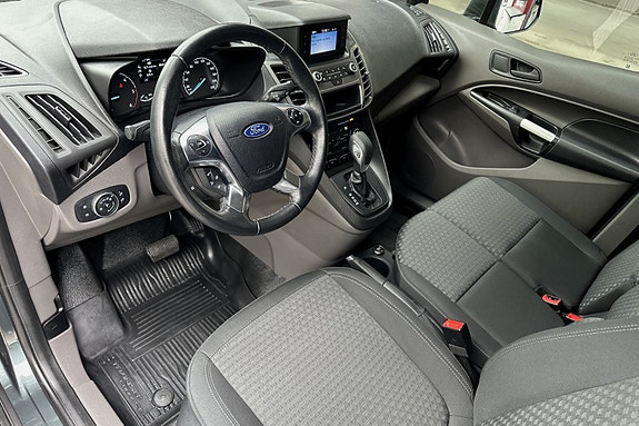 Ford Transit Connect 9 of 22