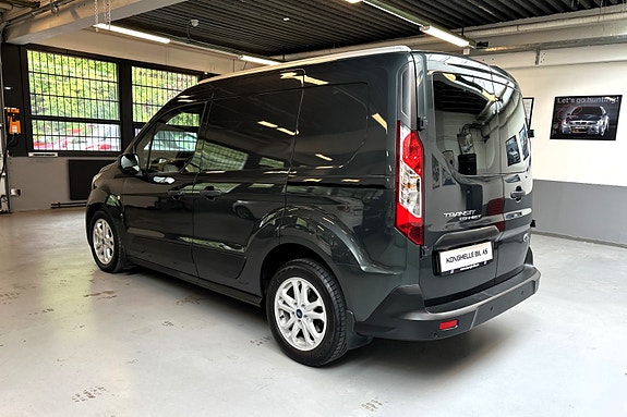 Ford Transit Connect 3 of 22
