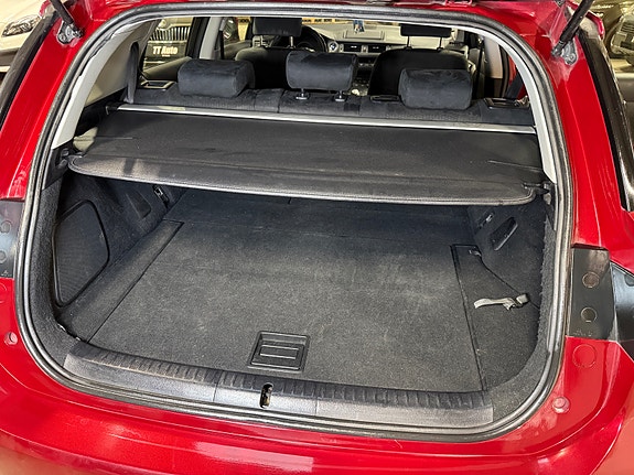 Lexus CT200h 28 of 30
