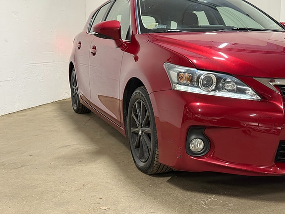 Lexus CT200h 5 of 30