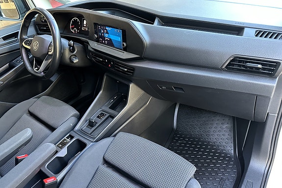 Volkswagen Caddy 12 of 30