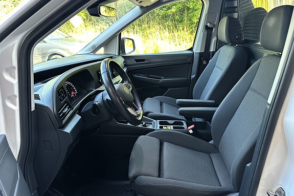 Volkswagen Caddy 10 of 30
