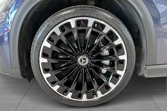 Mercedes-Benz EQE SUV 9 of 27