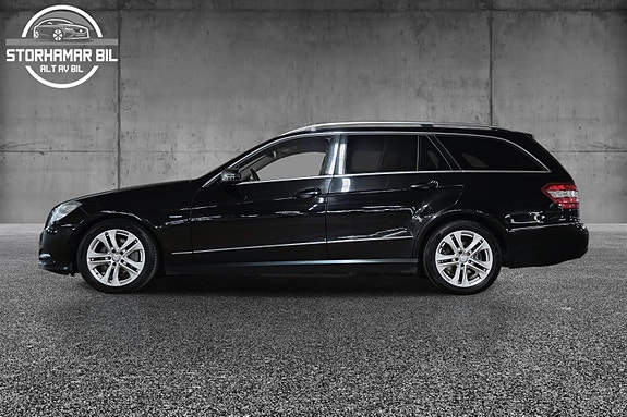 Mercedes-Benz E250 5 of 30