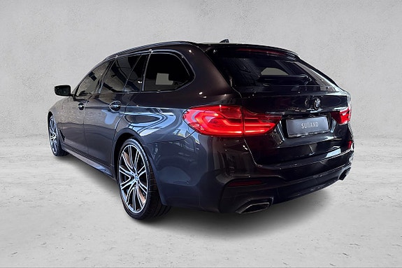 BMW 540i 3 of 30