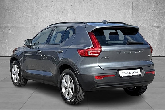 Volvo XC40 10 of 29