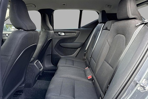 Volvo XC40 21 of 29