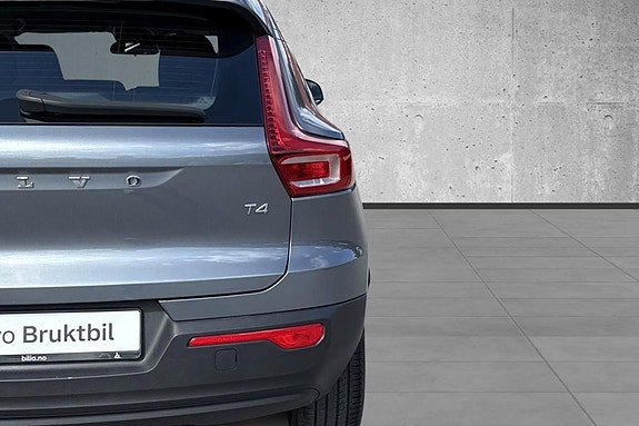 Volvo XC40 9 of 29