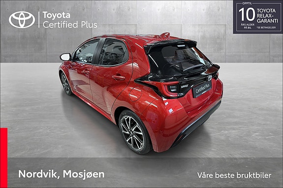 Toyota Yaris 6 of 26