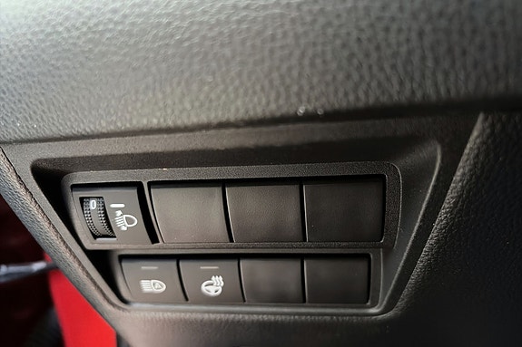 Toyota Yaris 18 of 26