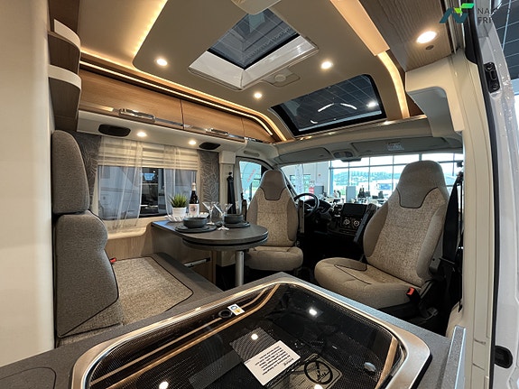 Carthago 640 LE Charming GT - 2,2l / 140hk | AUTOMAT | TRUMA COMBI 6E | NAVI | RYGGEKAMERA 19 of 30