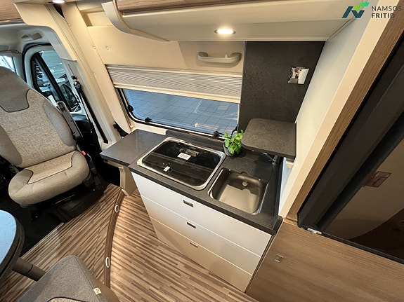 Carthago 640 LE Charming GT - 2,2l / 140hk | AUTOMAT | TRUMA COMBI 6E | NAVI | RYGGEKAMERA 29 of 30