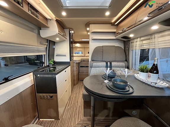 Carthago 640 LE Charming GT - 2,2l / 140hk | AUTOMAT | TRUMA COMBI 6E | NAVI | RYGGEKAMERA 24 of 30