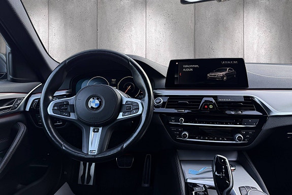 BMW 530e 10 of 24
