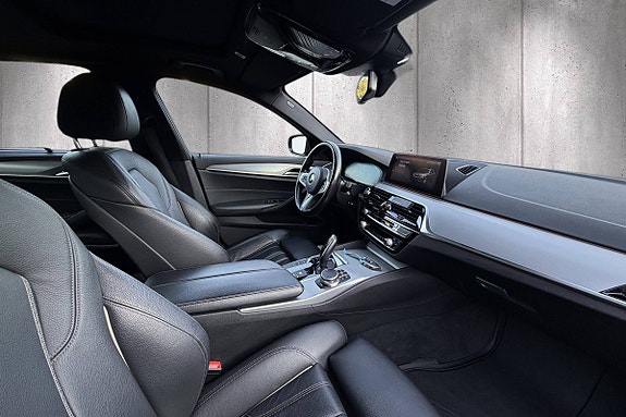 BMW 530e 12 of 24