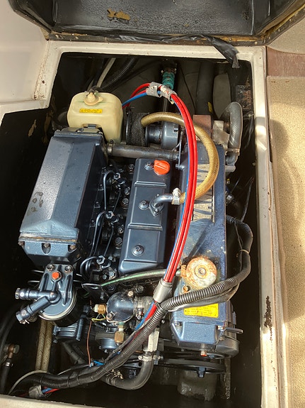 Saga 25 turbo. Yamaha 86 hk, diesel. Kun godt 1625 timer. Godt utstyrt 4 of 14