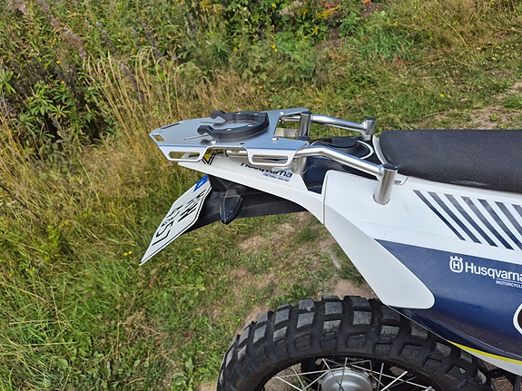 Husqvarna 701 Enduro 8 of 18
