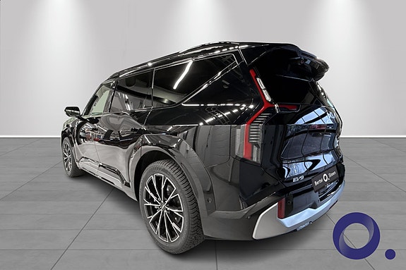 Kia EV9 4 of 30