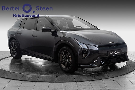 Kia EV4 7 of 30