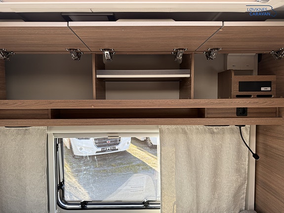 Knaus 420 QD - Som ny! - Dobbeltseng - 1300KG Totalvekt! 11 of 30