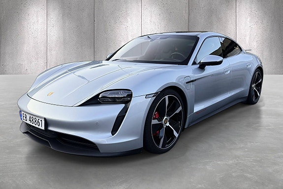 Porsche Taycan 4S 9 of 25