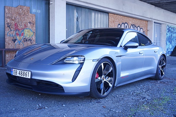 Porsche Taycan 4S 2 of 25