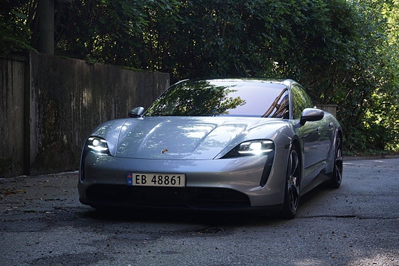 Porsche Taycan 4S