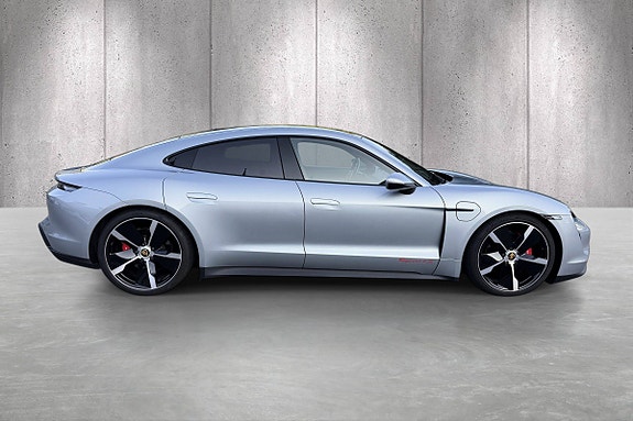 Porsche Taycan 4S 14 of 25