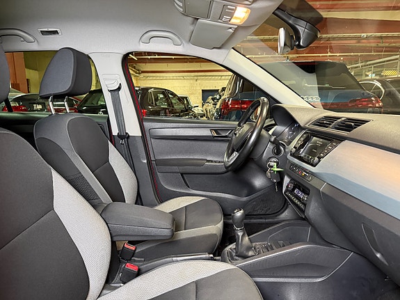 Skoda Fabia 25 of 30